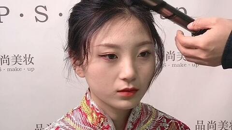 新娘化妆完整视频,美丽蜕变瞬间呈现